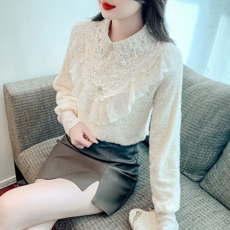 Ruffle-edged Velvet Doll Collar Lace Base Shirt for Women's Autumn and Winter New High-end Beaded Temperament Inner Top