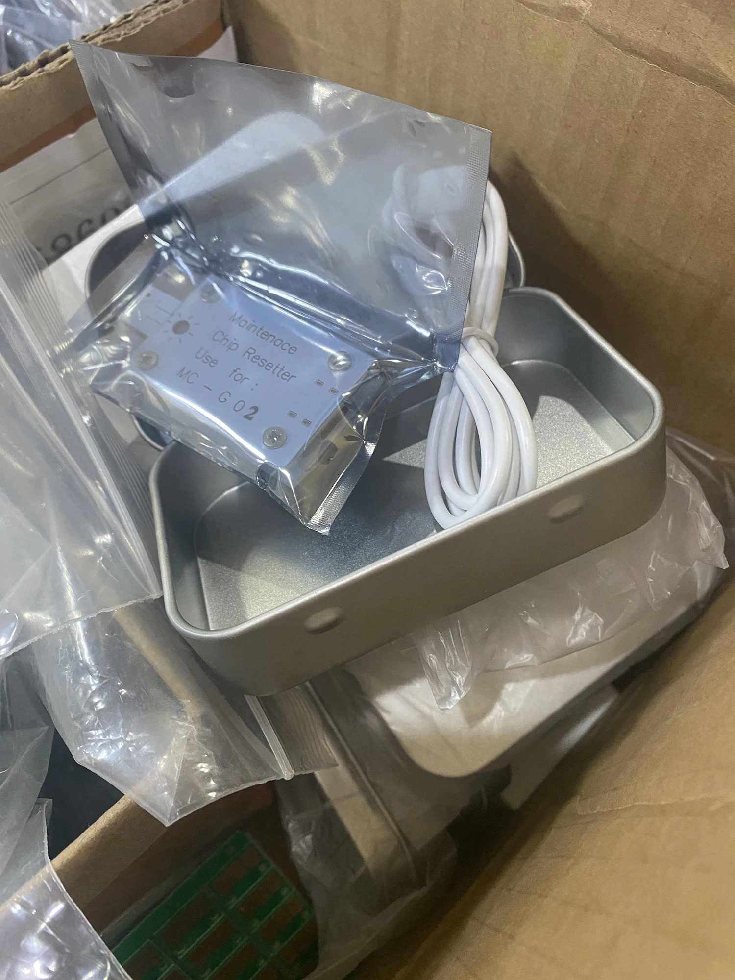 

MC-G02 Коробка для обслуживания чипов для Canon G2160 G3160 G1220 G2260 G3260 G3360 G1420 G2420 G2460 G3420 G3460 G3620 G1920