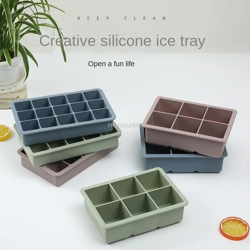 

1 Pc of Silicone Ice Making Mold Food Grade Specification Household Big Ice Block with Cover Easy To Recycle Manufacturing Tools