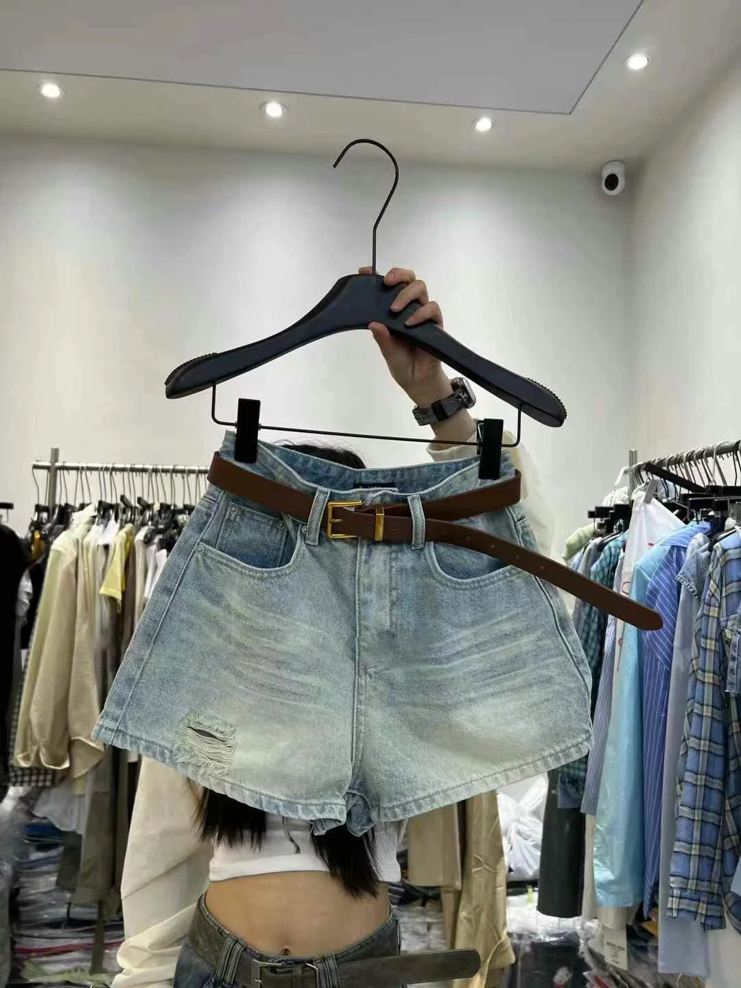 

High Waist Distressed Denim Shorts Women's Wide Leg Casual Style Blue Jeans High Elasticity Wear Resistant Summer New Arrival