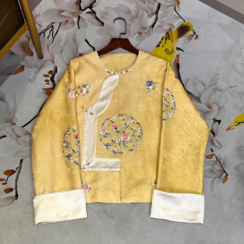 High-end Women Coat Retro Embroidery Flowers Elegant Lady Spring  Jacket Female S-XL