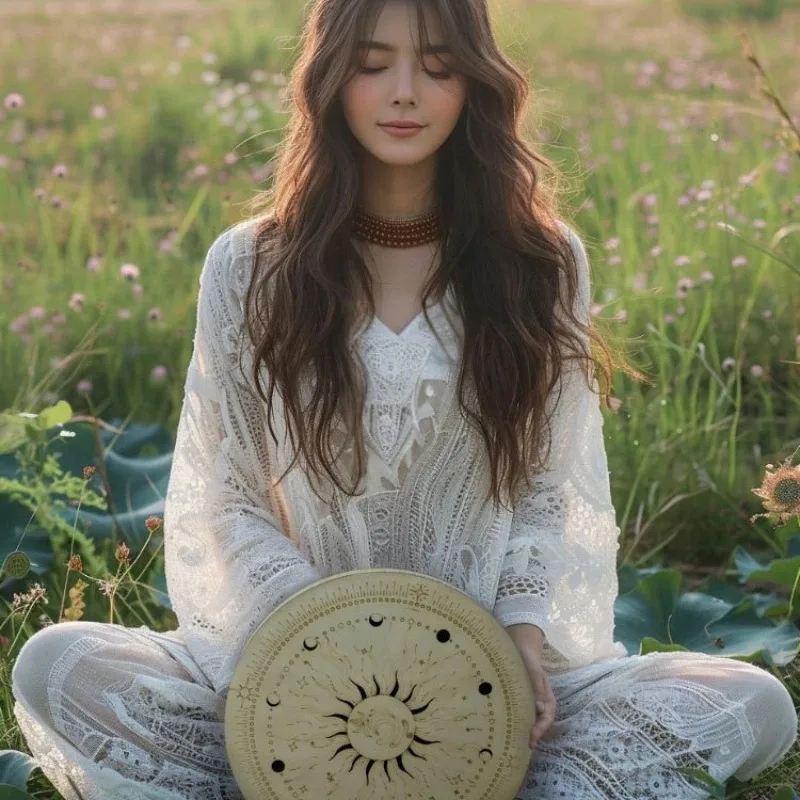 

Музыкальные ударные инструменты, деревянный барабан с красивой мелодией