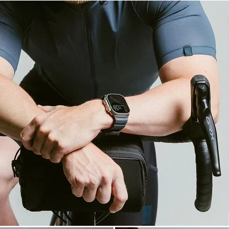 Sport Silicone Titanium Band For Apple Watch Ultra 2 10 9 8 7 SE 6 5 Soft rubber Bracelet Strap iWatch 42mm 44mm 45mm 46mm 49mm