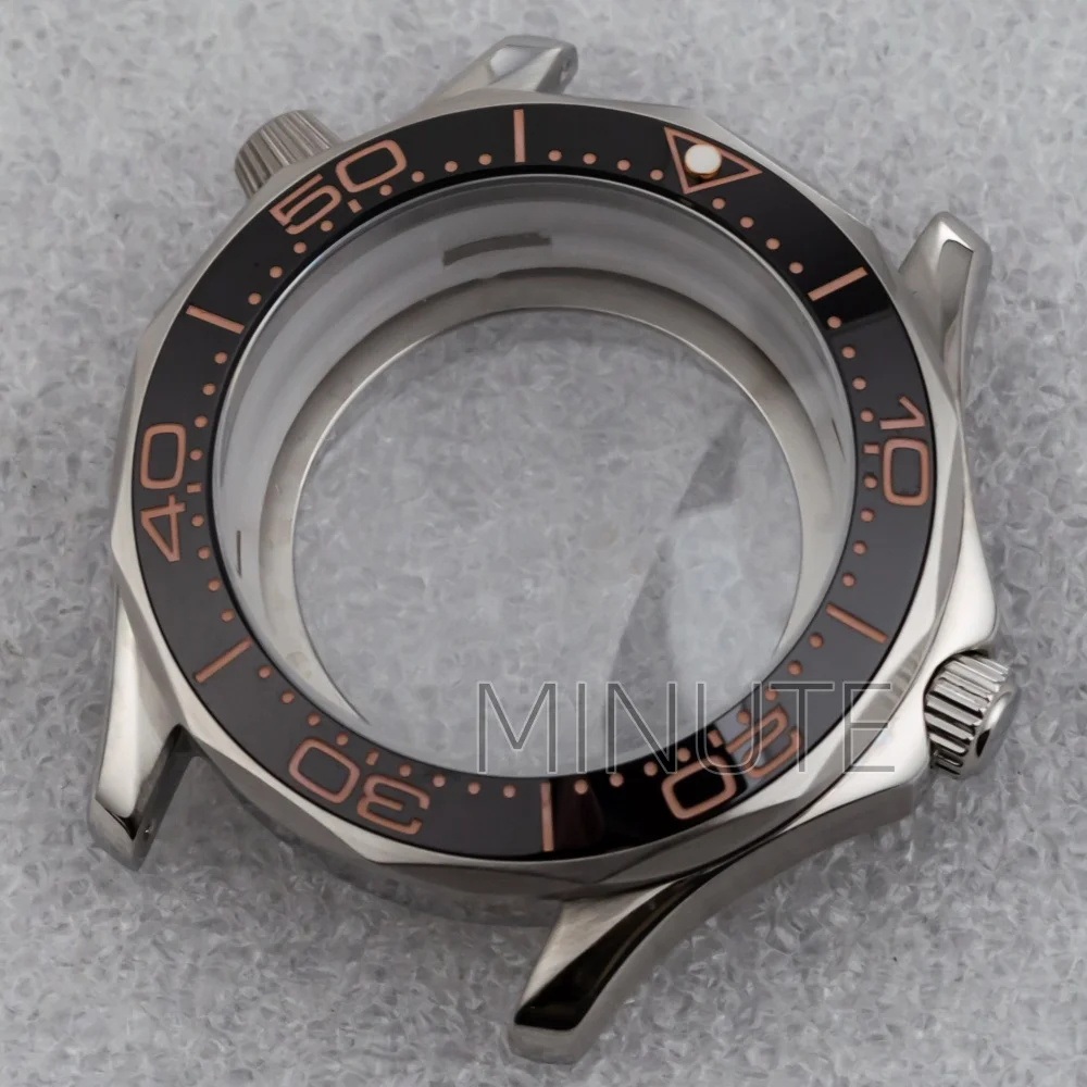 

41mm NH35 Case Silver Solid 316L Stainless Steel Bracelet 31mm Dial Waterproof Case Strap Fit for Seamaster NH35/NH36 Movements