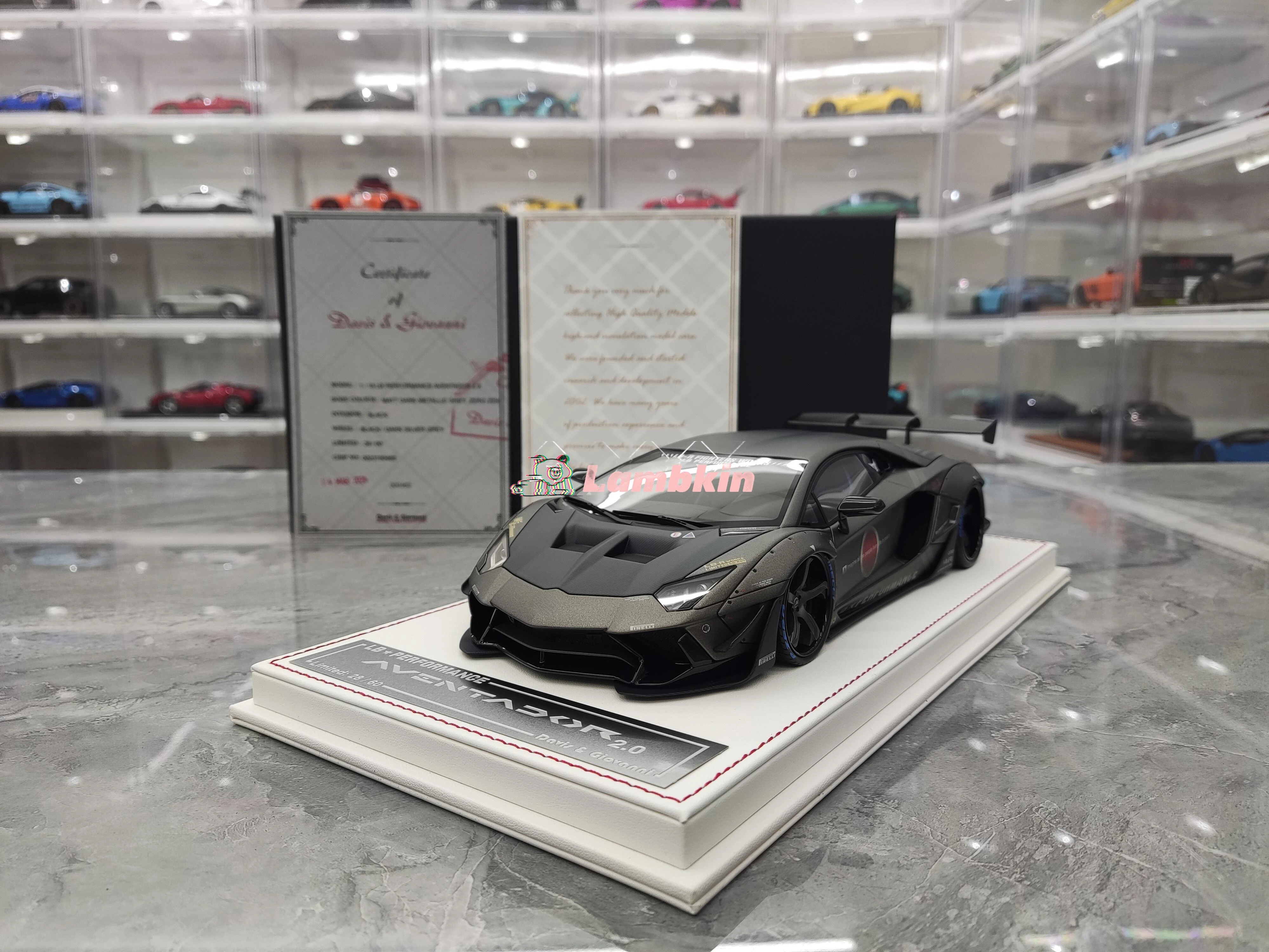 Top Car Model DG 1:18 For Lamborghini Aventador 2.0 LBWK Limited Edition Simulation Resin Car Model 1 18 Collection