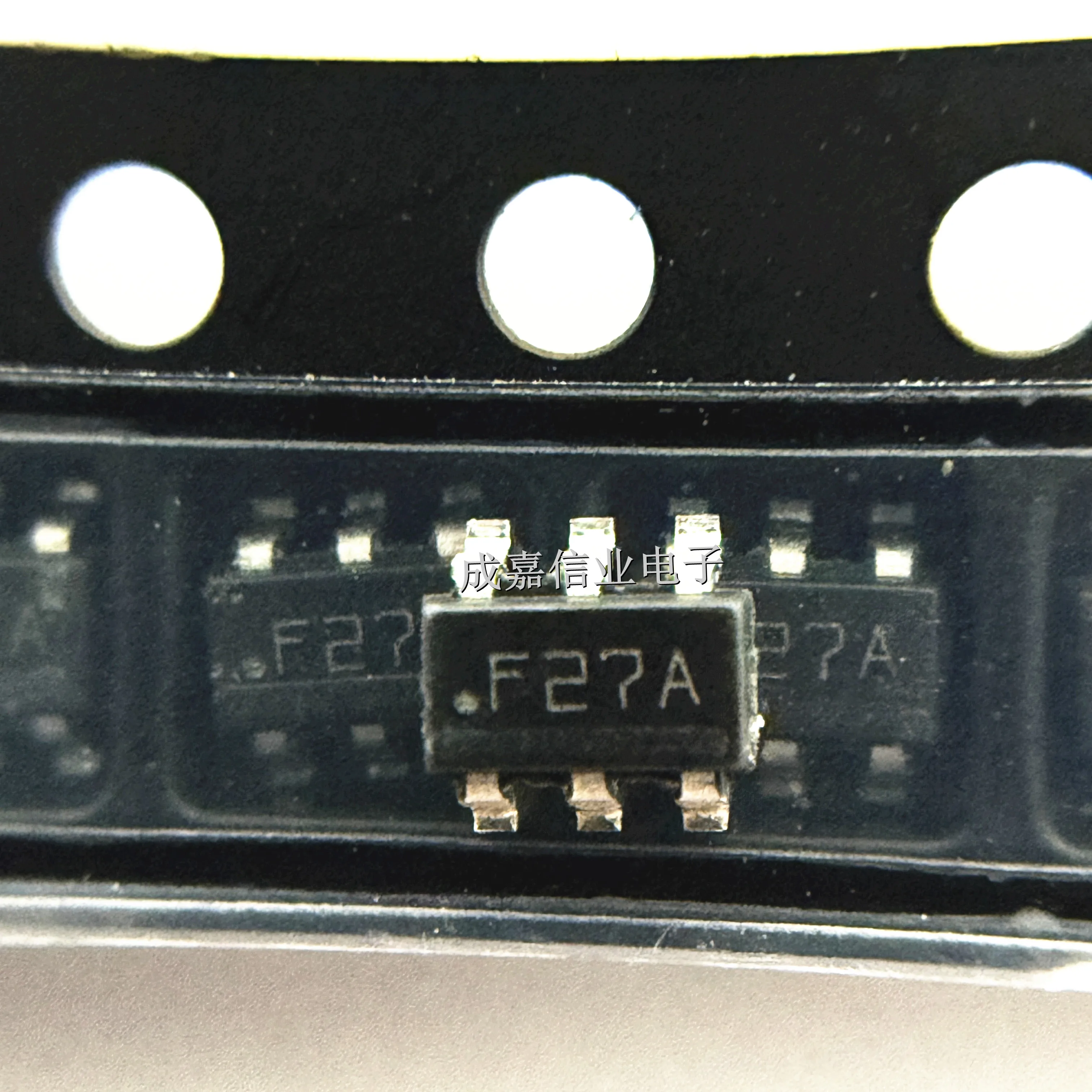 

10pcs/Lot LM3880QMFX-1AA SOT-23-6 MARKING;F27A Supervisory Circuits 3 Input 5.5V Operating Temperature:- 40 C-+ 125 C