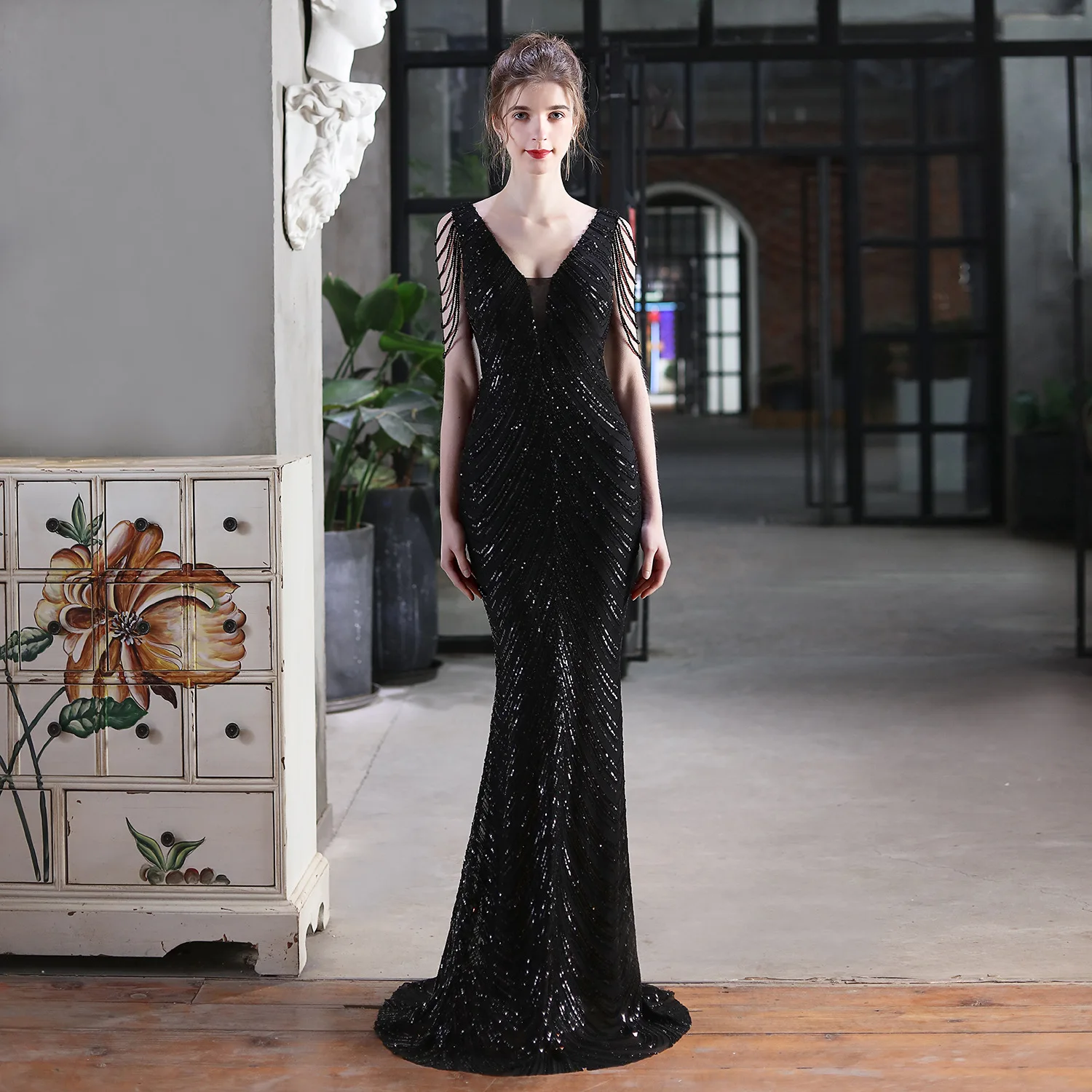 Geometric Sequins Beading Long Formal Prom Party Gown Sleeve Design Deep V-Neck Black Luxury Wedding Cocktail Dresses Plus Size