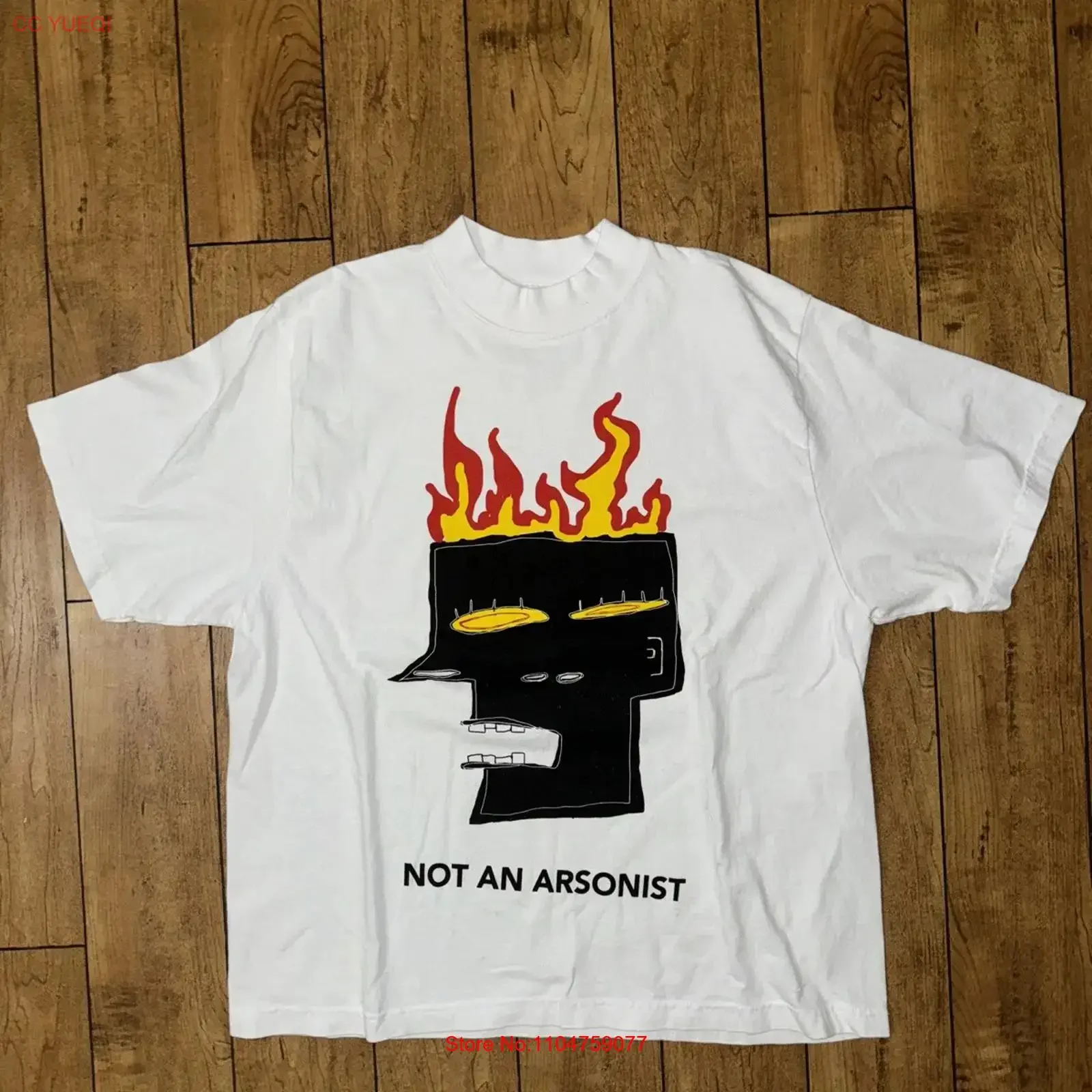 Camiseta Not An Arsonist Burn Bot Art Branca 22x27 Grande Gola Alta Vintage Lavada Versátil Estampa Gráfica Streetwear Elástica Unissex