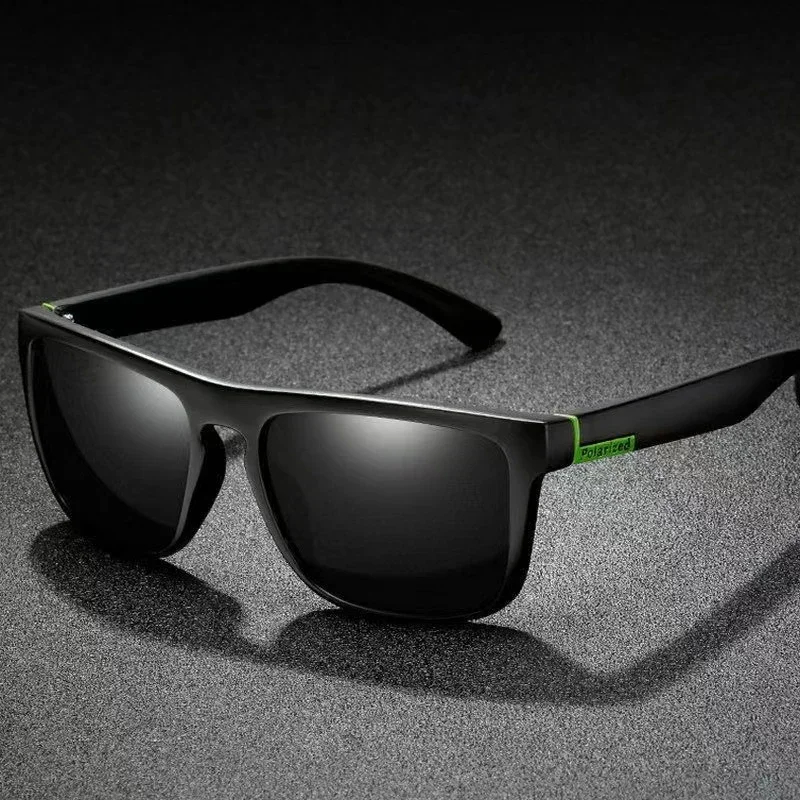 Klassische Herren-Sonnenbrille Vintage Quadratische Sonnenbrille für Männer und Frauen Modische Schwarze Outdoor-Sportbrille UV400V
