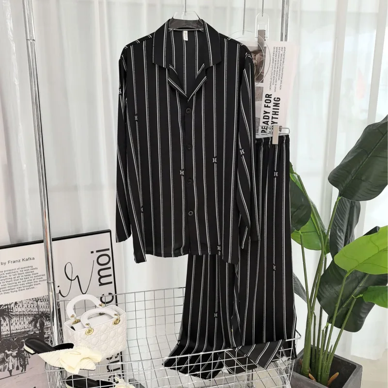 

Осень-зима 2029, черные пижамы для пар, женские брюки из ледяного шелка с длинными рукавами, комплект из двух предметов, ночная рубашка в полоску, одежда для сна, домашний костюм