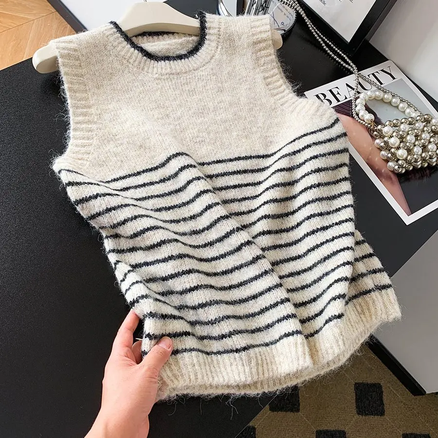 أوصى مستوى CHAO! سترة كورية Sle Color Blo مخططة مستديرة Ne Svel سترة نسائية للخريف والشتاء تصميم جديد Sensatio...