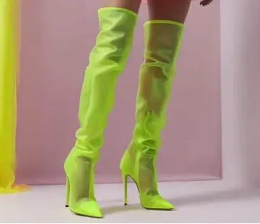 

Флуоресцентные зеленые атласные сапоги выше колена в стиле пэчворк с острым носком, женские высокие сапоги до бедра на шпильке, Прямая доставка