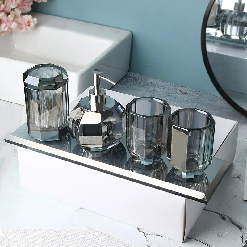 High End Crystal Glass Bathroom Accessories Set Nordic Light Luxury Wash Supplies Toothbrush Holder Cup Soap Box Shampoo Bottle