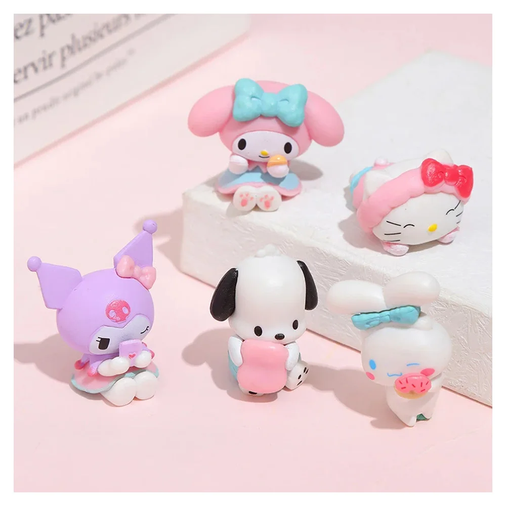 5Pcs Anime Figures Kuromi Pochacco Cinnamoroll Melody Doll Desktop Model Car Ornaments