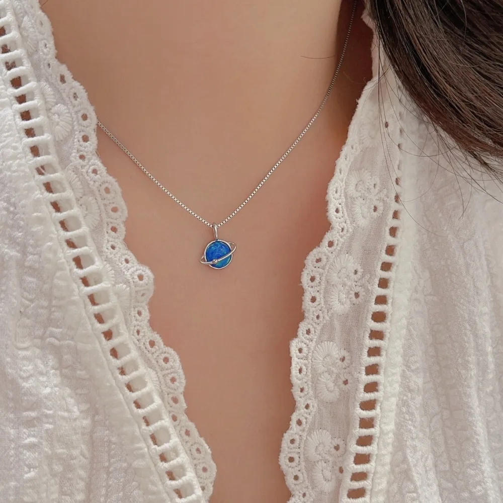 

2025 New Boutique Necklace, Unique Creative Design, High-end Texture, Women's Exclusive Light Luxury Versatile Neck Jewelry