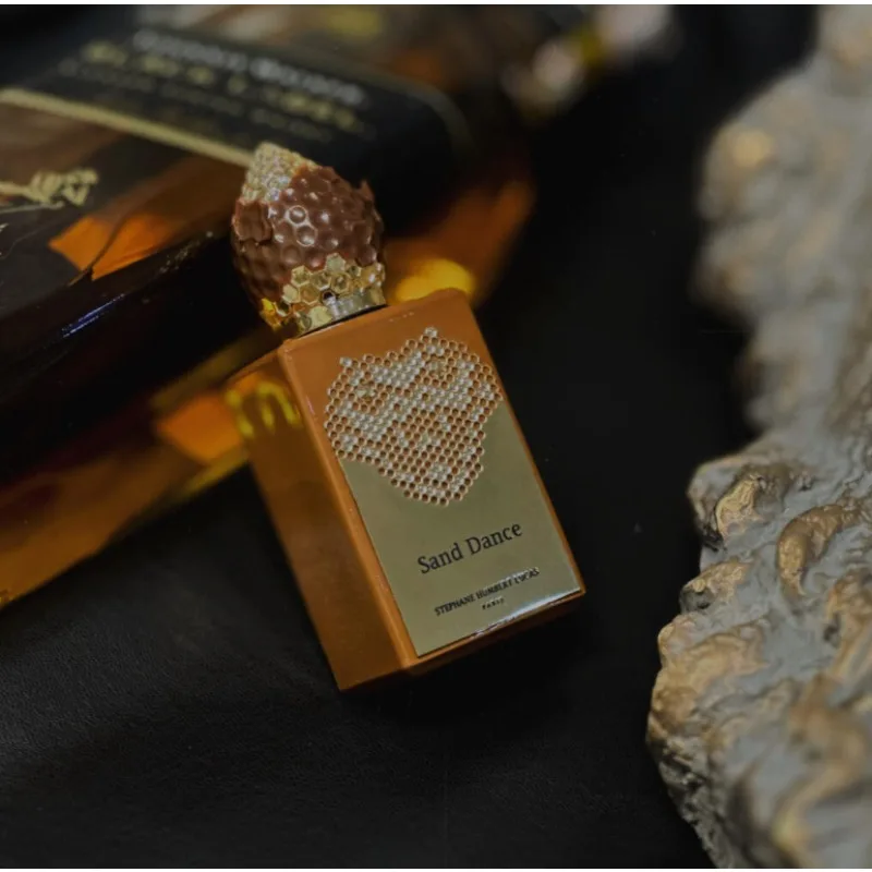 

Luxury Perfume Men 50ml Unisex Long Lasting Oud Amber Oriental Woody Fragrance Elegant Warm Scent Daily Wear