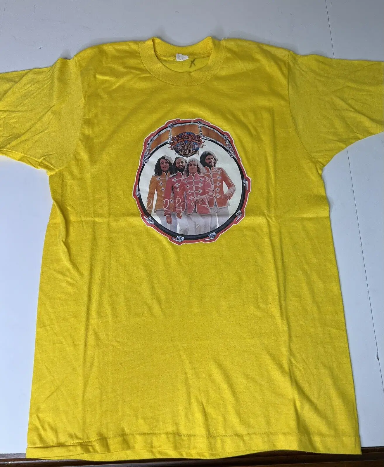 Vintage Bee Gees Sgt. Pepper’s Lonely Heart Musical Iron On T-Shirt Yellow Sm