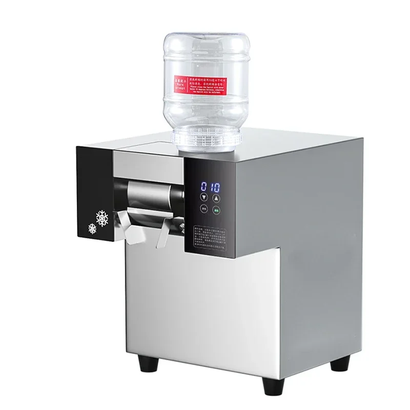 Capacità di riduzione del prezzo massiccio Macchina per il ghiaccio da neve coreana con scaglie Macchina per il ghiaccio da neve Bingsu automatica con raffreddamento ad aria per uso commerciale