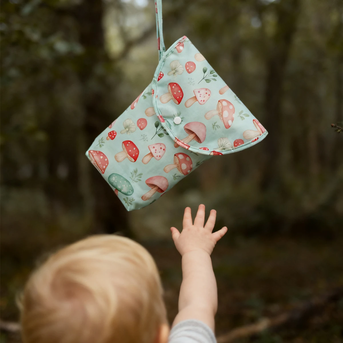 กระเป๋าใส่ผ้าอ้อมเด็ก Elinfant 2 ชิ้น/ชุด กันน้ำ แยกช่องเปียกและแห้ง กระเป๋าเก็บของสำหรับคุณแม่  กระเป๋าจัดระเบียบผ้าอ้อม  กระเป๋าใส่ของสำหรับเดินทาง  กระเป๋าสำหรับรถเข็นเด็ก