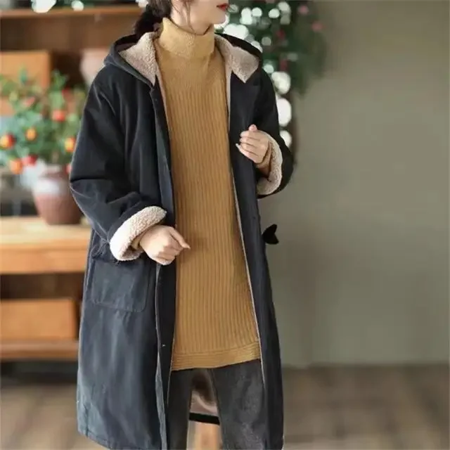 Giacca invernale in piumino di cotone da donna nuova 2025 Felpa con cappuccio per pendolari Abiti da lavoro caldi Giacca antivento