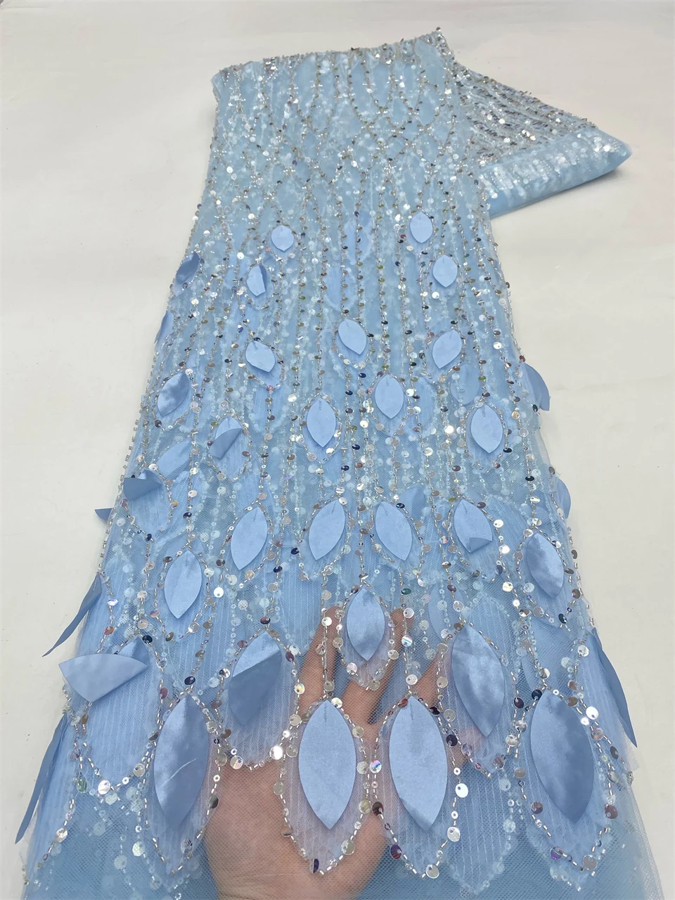 

Luxury Heavy Handmade Beaded Sequins Pearls Embroidered African French Tulle Wedding Bridal Lace Fabric for Party Dress