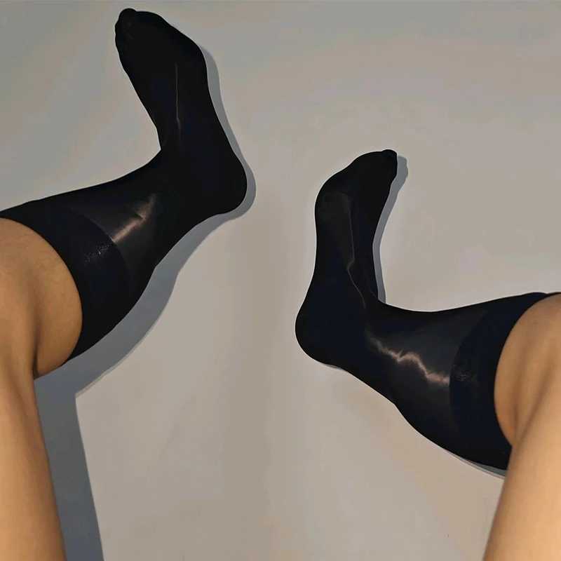 Herren sexy Öl glänzende Strümpfe Stretch Mid Tube Strümpfe glänzend schiere dünne Strumpfhosen Männer Kleid Strümpfe Business Strümpfe – Detail 2