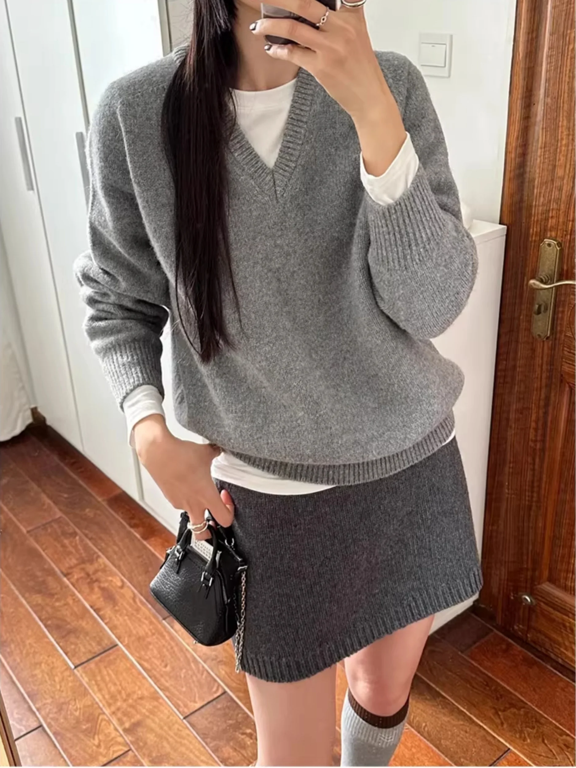 Deep Grey Knitted High Waist Short Skirt Women's Autumn Winter New Style Slimming Miu Series  Skirt Small Size Half-lengt...
