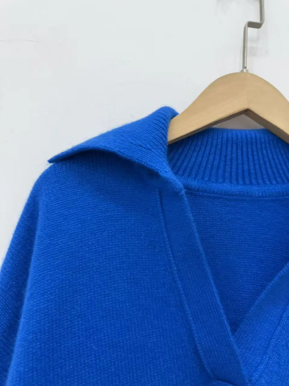 

Fall/Winter Women V-Neck Turn-down Collar Long Sleeve Solid Loose Knit Pullover Soft Casual Elegant Sweater