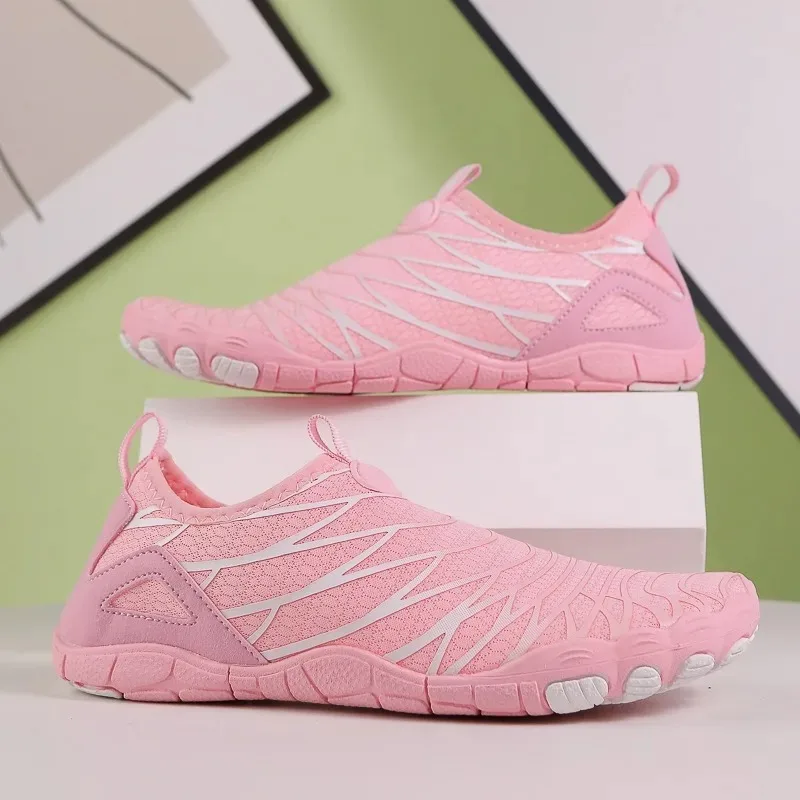 

Men'scasualshoesforspringandautumn,breathableandcoolupper,lightweightandnon-slip,comfortablecasualslippersfordailywearnewfashion