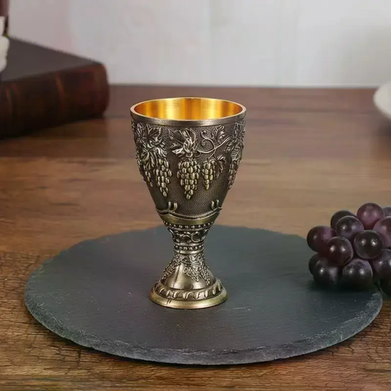 1 copo de vinho tinto vintage em liga metálica, mini copo de licor de 30ml, copo de vodka, novo copo estilo europeu, cálice sagrado para casamento