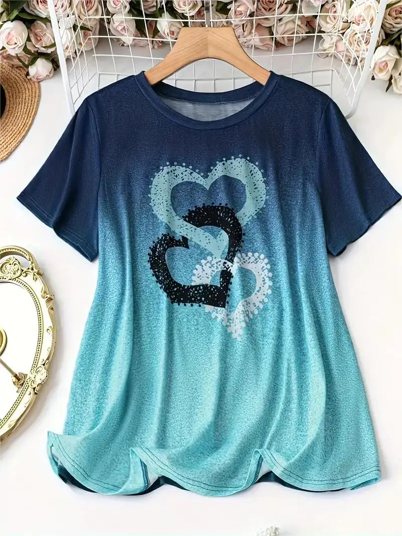 

Women's Large Size Casual Round Neck Short Sleeve Heart Printed T-Shirt