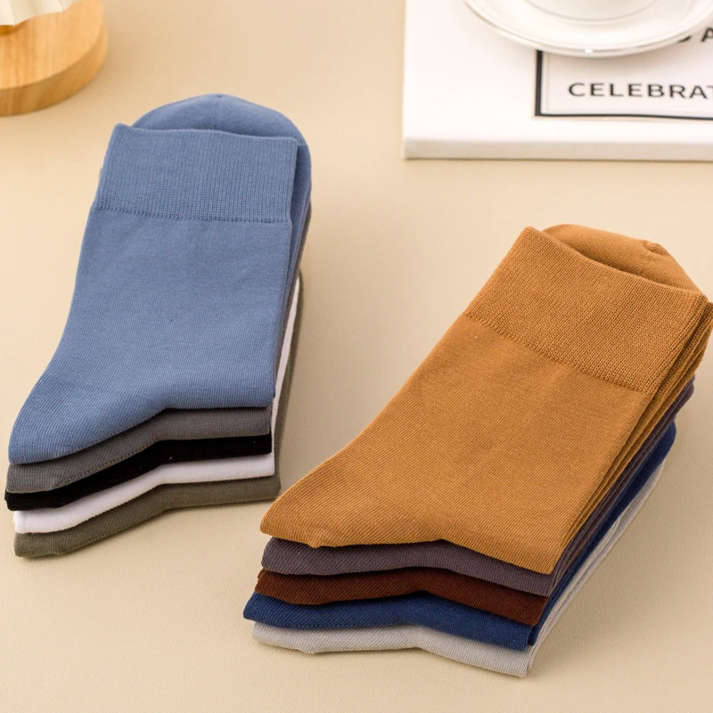 ถุงเท้าผู้ชายคุณภาพสูง ผ้าฝ้ายหวี สำหรับฤดูใบไม้ร่วงและฤดูหนาว สีดำ สไตล์ธุรกิจ ถุงเท้ายาวแบบใหม่ ระบายอากาศได้ดี ถุงเท้าผู้ชาย ไซส์ใหญ่ EU38-45