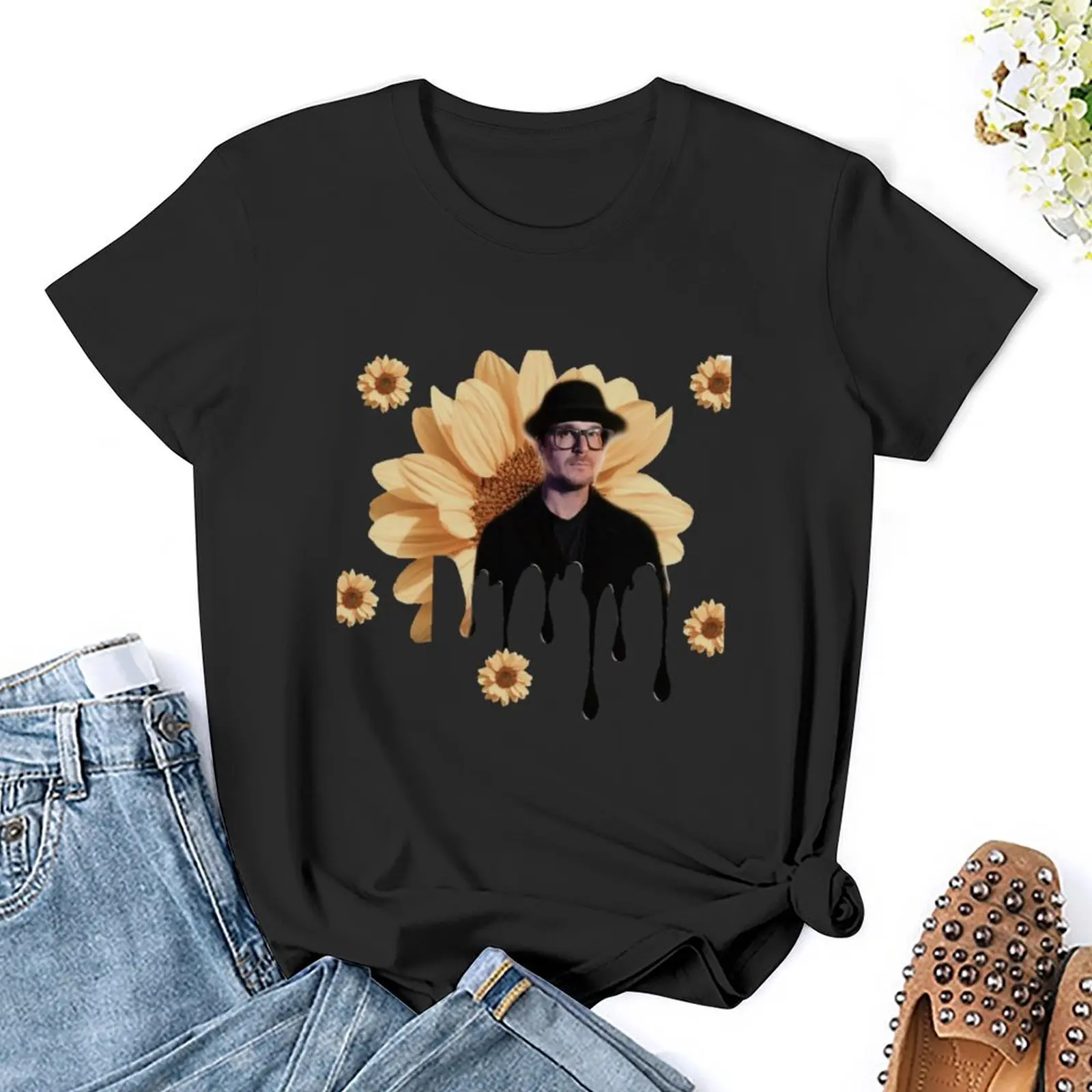 Graphic Vintage Zak Bagans Flowers Men Women T-Shirt graphics plus size tops t-shirts for Women graphic tees