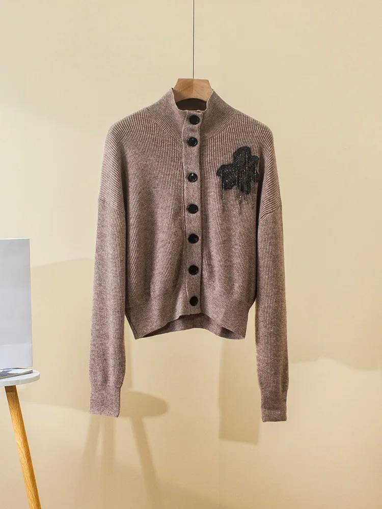 Chaqueta suéter de punto con cadena de cuentas y cuello cárdigan de lana nueva de otoño e invierno para mujer