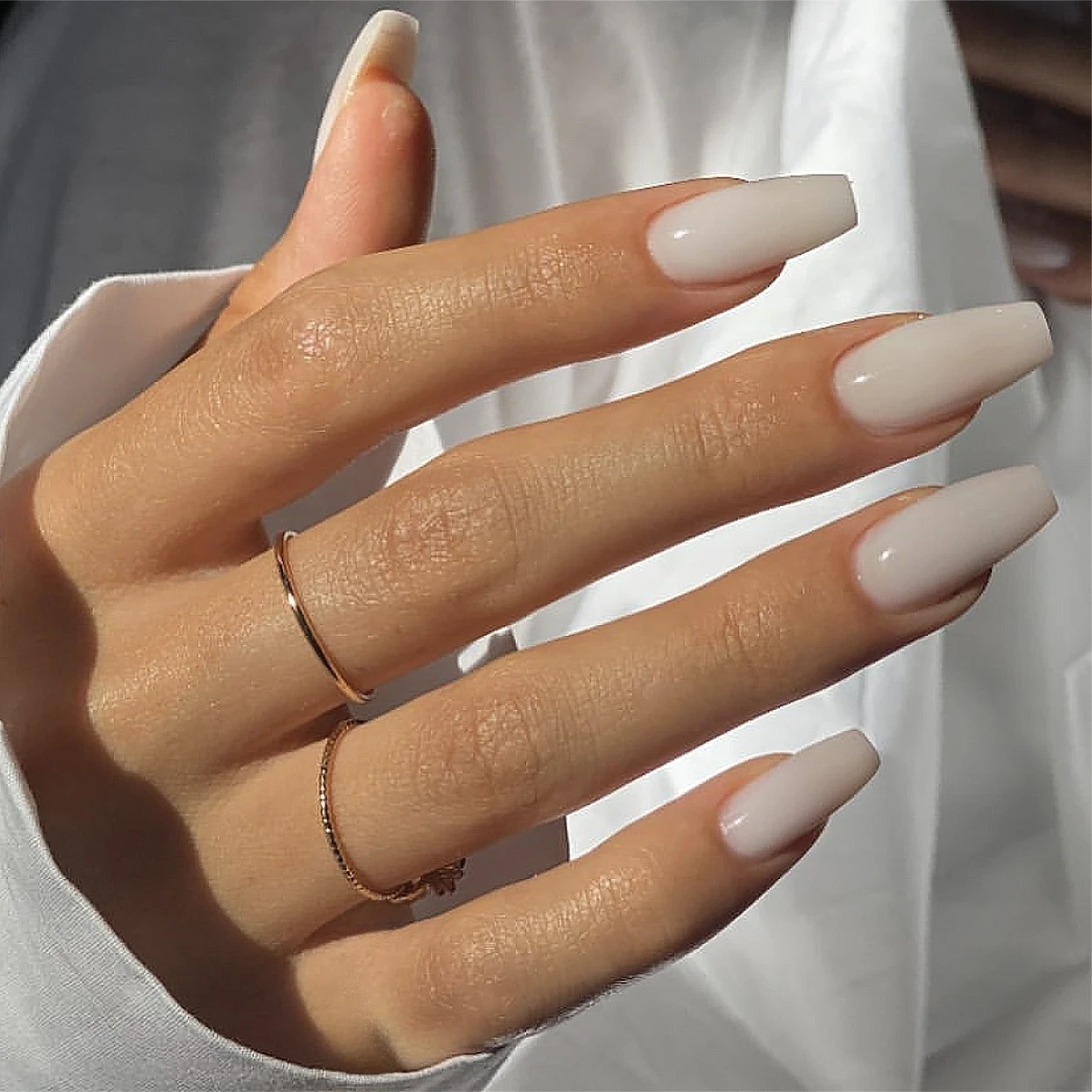 Faux ongles mi-longs à pression Simple, avec colle gelée, courts, carrés, portables, finition acrylique française, Art de manucure pour femmes, 24 pièces