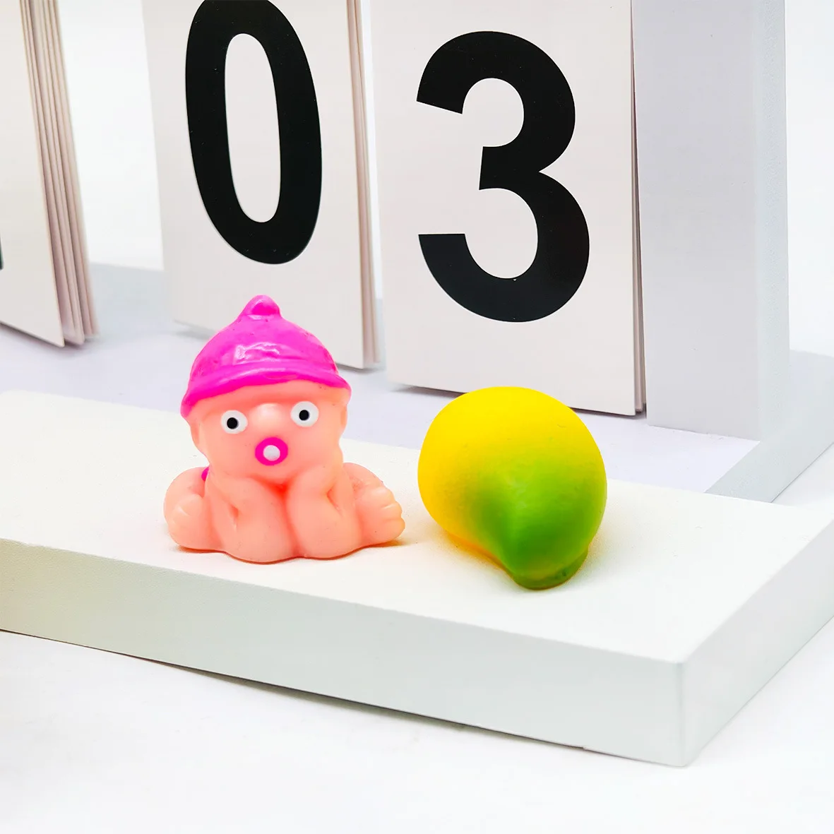 NEUE Zappeln Squeeze Spielzeug Mini Kawaii Cartoon Baby Mango Weiche Silikon Langsam Rebound Stress Relief Squish Spielzeug Geburtstag Party Geschenk