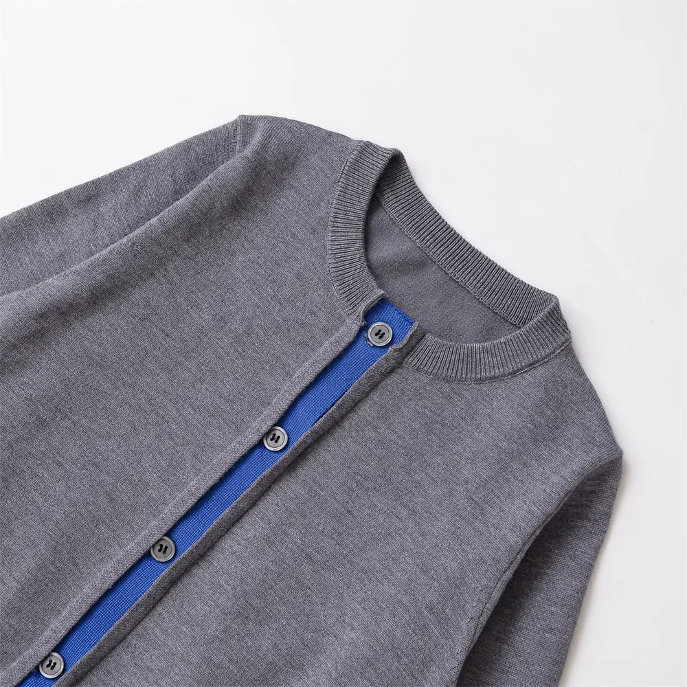 เสื้อคาร์ดิแกนถักแบบมีซี่โครง แขนยาว คอทรงกลม สไตล์มินิมอลใหม่สำหรับผู้หญิง ติดกระดุมแถวเดียว แต่งผ้าแบบแพทช์เวิร์ค