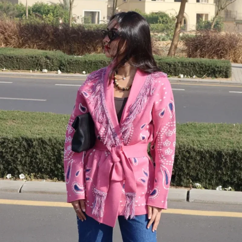 B-pink