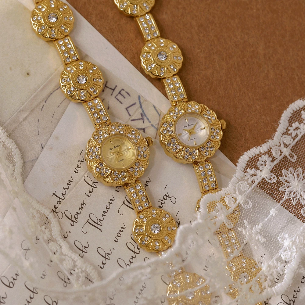 蜂姉妹フラワーブレスレットクォーツ時計女性高品質絶妙な高級ヴィンテージエレガントな女性の腕時計新しい