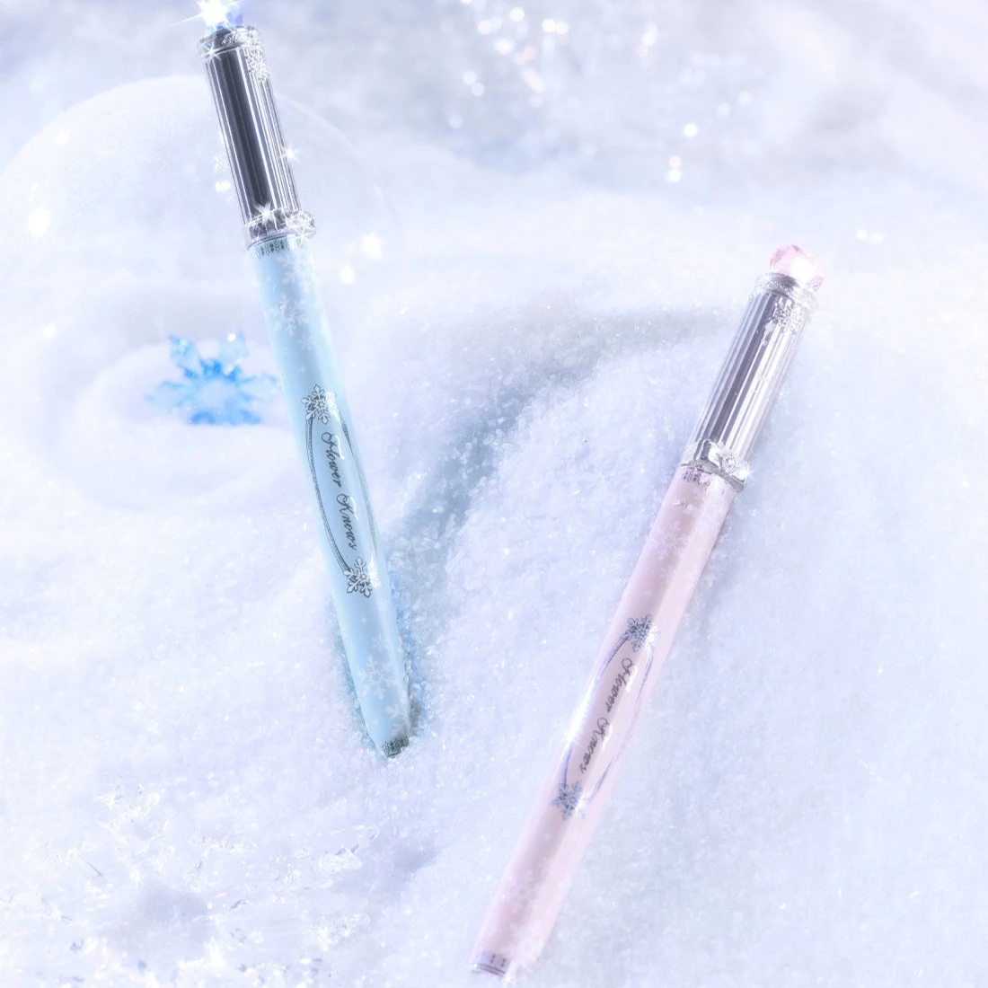 Flower Knows Snow Ballet Collection Liquid Eyeliner Even Coloring Smudge‑Proof Waterproof Long Lasting Ultra‑thin Tip Eye Makeup
