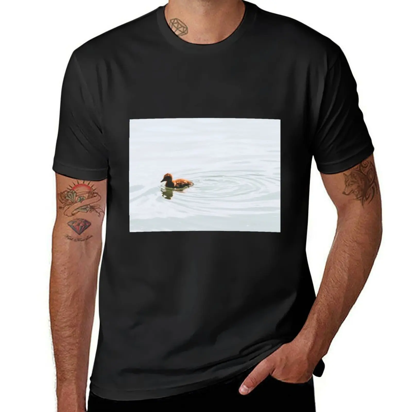 Photograph of a duckling on a lake T-Shirt quick-drying heavyweights anime clothes Men's t shirts