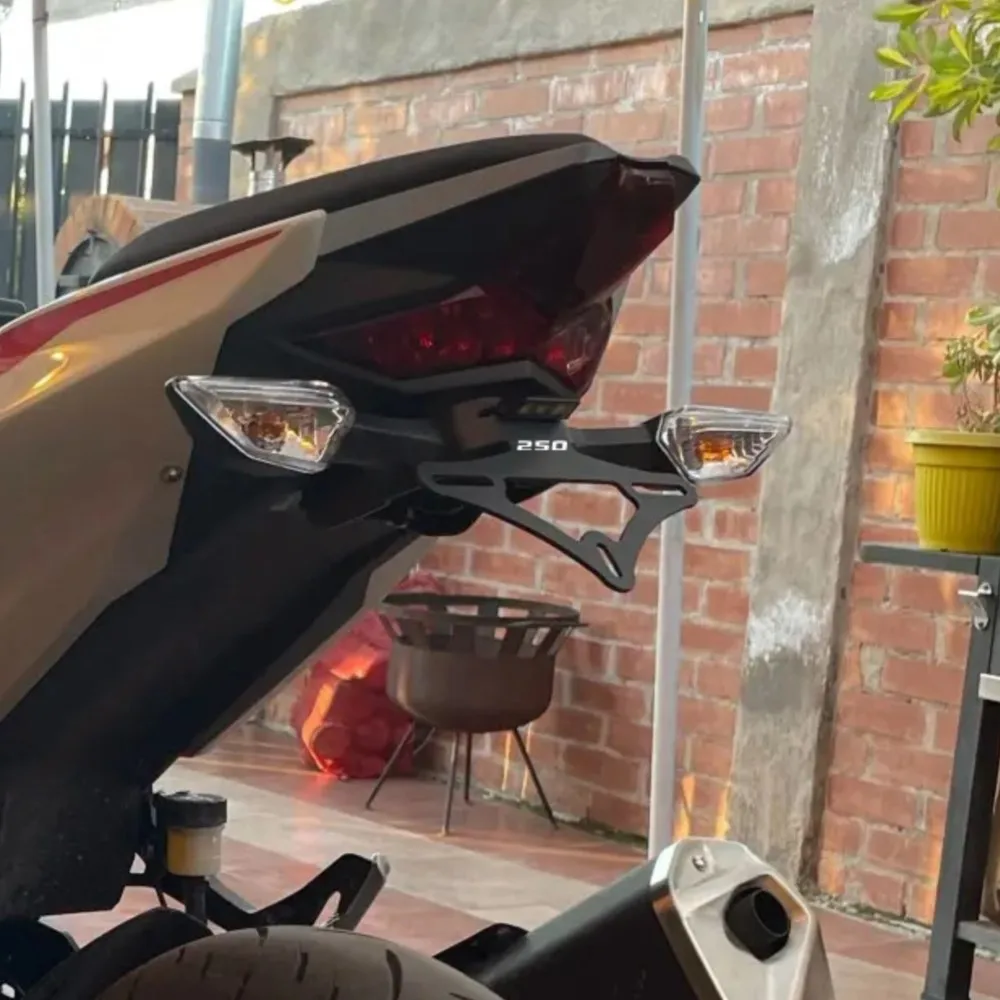 

2025 Ninja250 Z250 For KAWASAKI Z400 Ninja400 2019-2024 Motorcycle License Plate Bracket Holder with LED Light Ninja 500/Z500