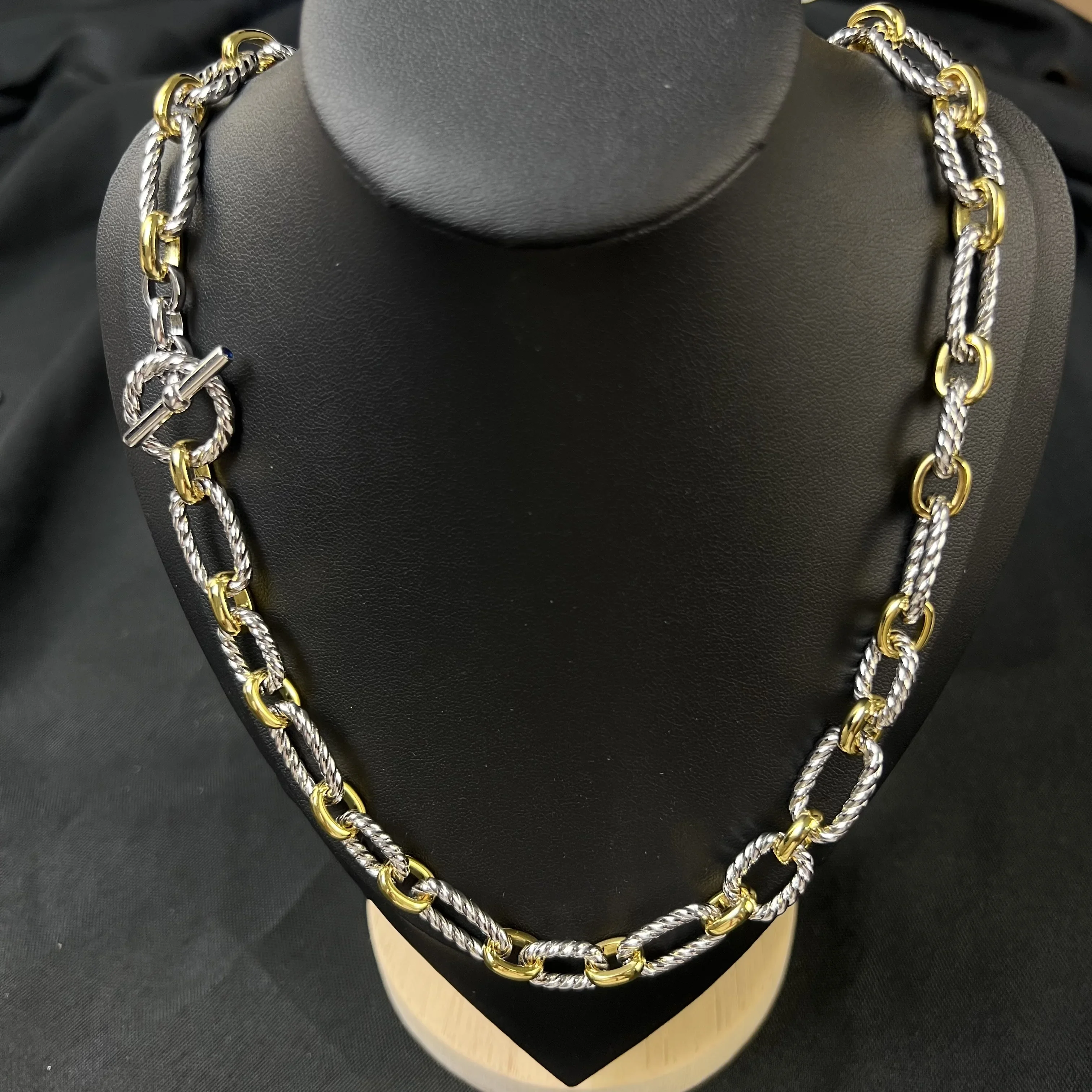 S925 فضة 2025 نمط جديد الياقوت OT مشبك قلادة موضة محايدة الاتجاه الرجعية شخصية فاخرة مجوهرات هدية #4