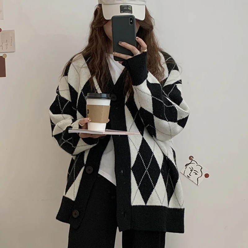 Korean Chic Plaid Cardigan Women Autumn Fashion Sweet Button Long Sleeve Knitted Jacket Patchwork Preppy Style Loose Coat Tops