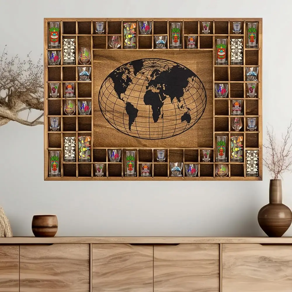 Mapa del mundo grande, vitrina de vaso de chupito con 76 ranuras, soporte de vaso de chupito de madera rústica de 37X28 pulgadas para estante de barra de copa de vino de 2 tamaños