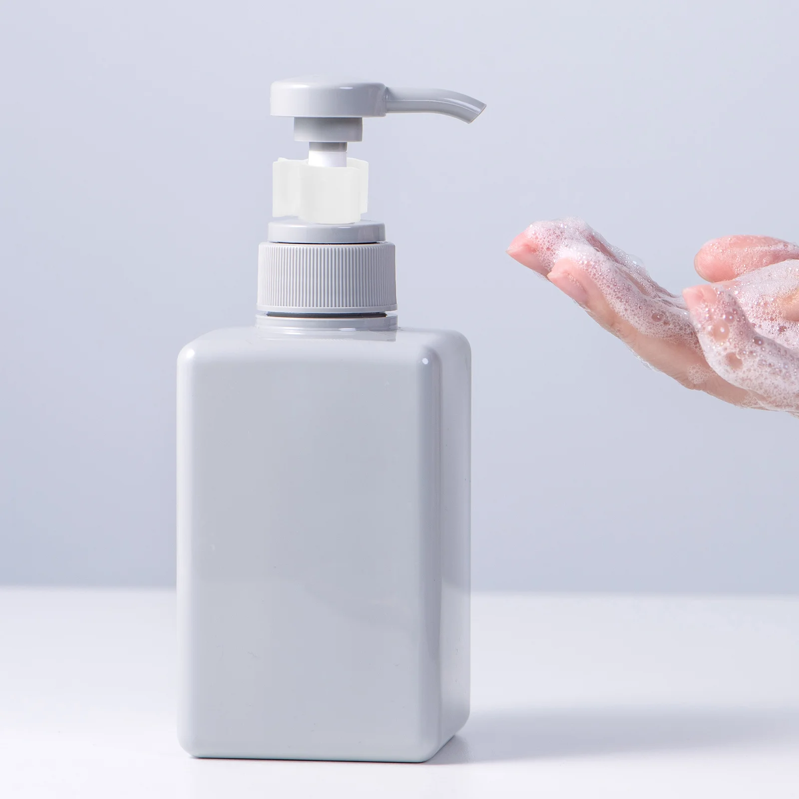 

30Pcs Leakproof Bottle Pump Clips Plastic PP Lock Buckles for Cleansing Oil Shampoo Lotion Dispenser Pump Lock