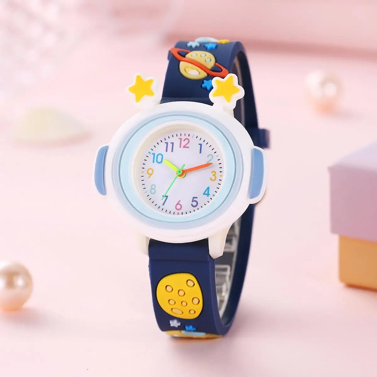 New Children\'s Cartoon 12 Digital Star Astronaut 3D Planet Watch