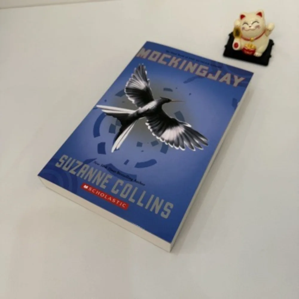 The Hunger Games: Mockingjay by Suzanne Collins Final Book in Trilogy Dystopian War & Revolution Katniss Everdeen Final Battle