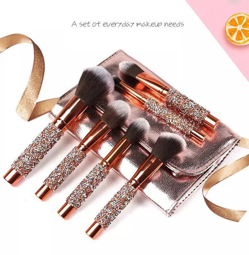 10 個のダイヤモンドがちりばめられたメイクブラシセット、ポーチ付き、柔らかい毛のポータブル化粧品キット、初心者向け美容ツール