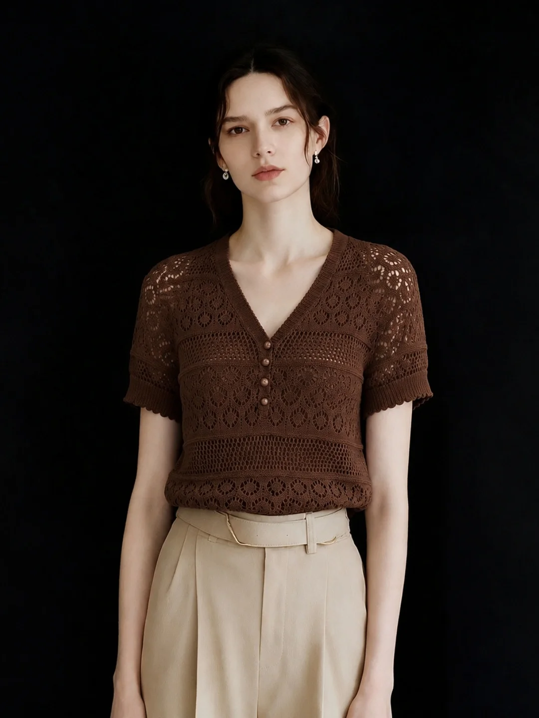 Elegant V-Neck Ice Silk Knitted Top Hollow out Short Sleeve Summer Retro Style Women's Fashionable Straight Cut Korean Version
